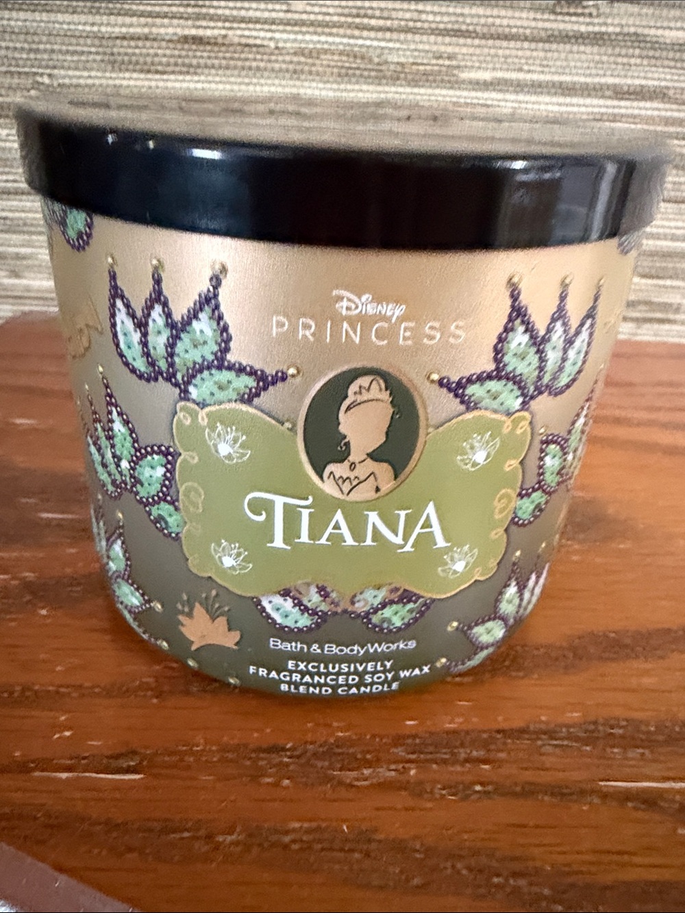 NWT Bath & Body Works Tiana Candle